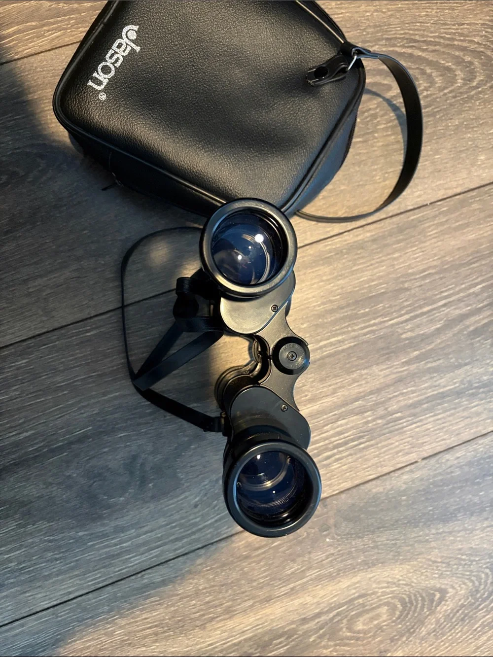 Vbson Black Binoculars with Carry Case